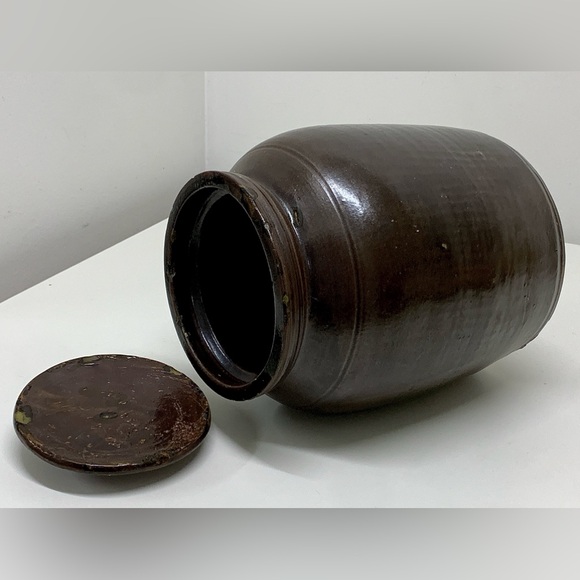 19th Century Antique Dark Brown Albany Slip Lidded Stoneware Crock Jug Pot - Picture 6 of 16